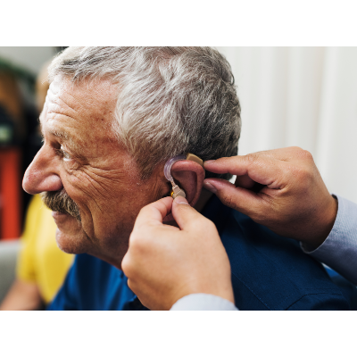 4 Ways Hearing Aids in Naperville, IL, Reduce Tinnitus Symptoms