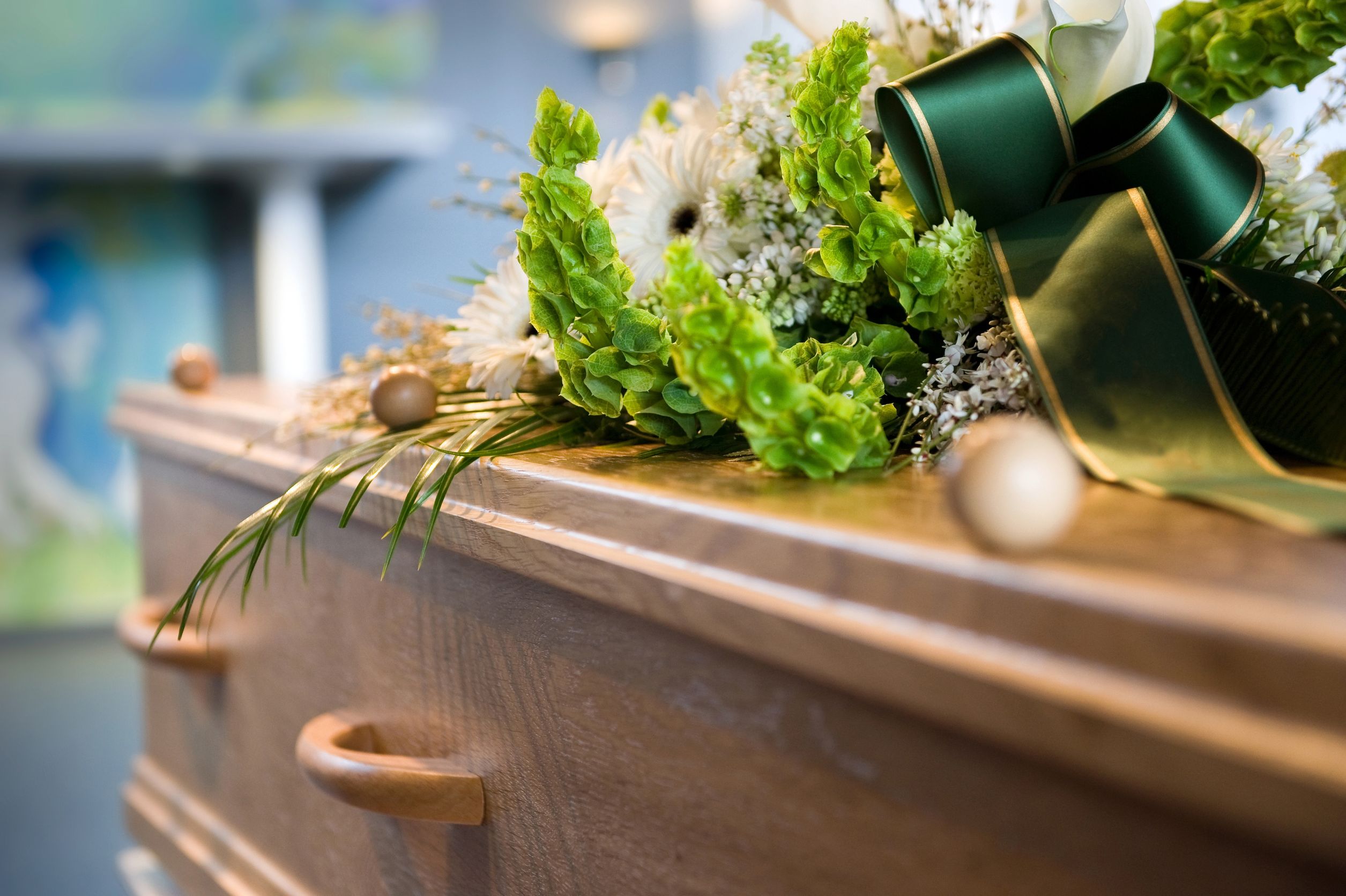 3 Nontraditional Burial Options for Your Cremated Loved One