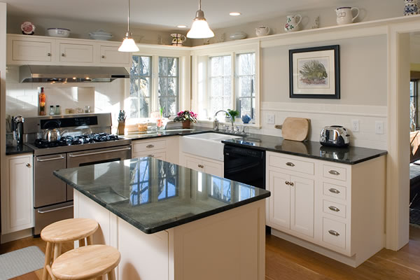 Hiring Contractors to Help with Cabinet Refinishing in Wayne, NJ